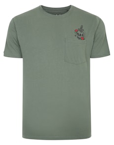 Bigdude T-Shirt mit Totenkopf-Print und Tasche, Salbeigrün, groß